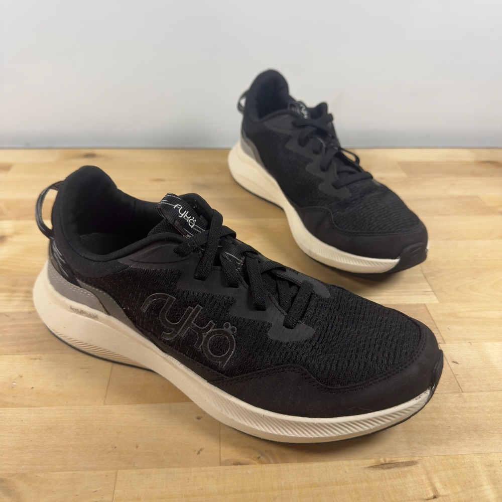 Ryka Womens Freehand Black Gym Athletic and Training Shoes 9.5 Wide